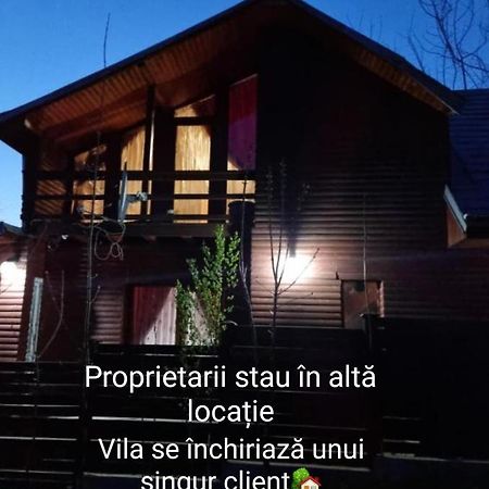 Maxx Lodge Бакэу Экстерьер фото