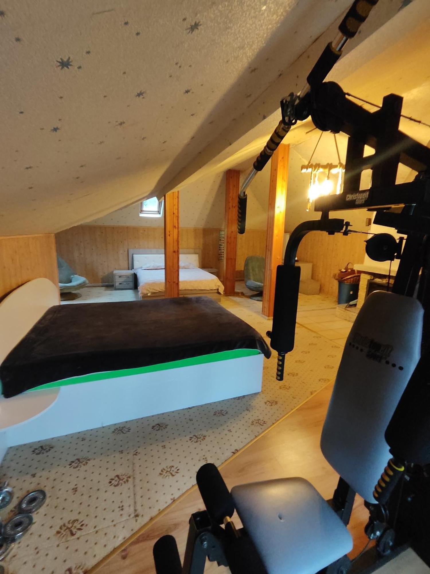 Maxx Lodge Бакэу Экстерьер фото