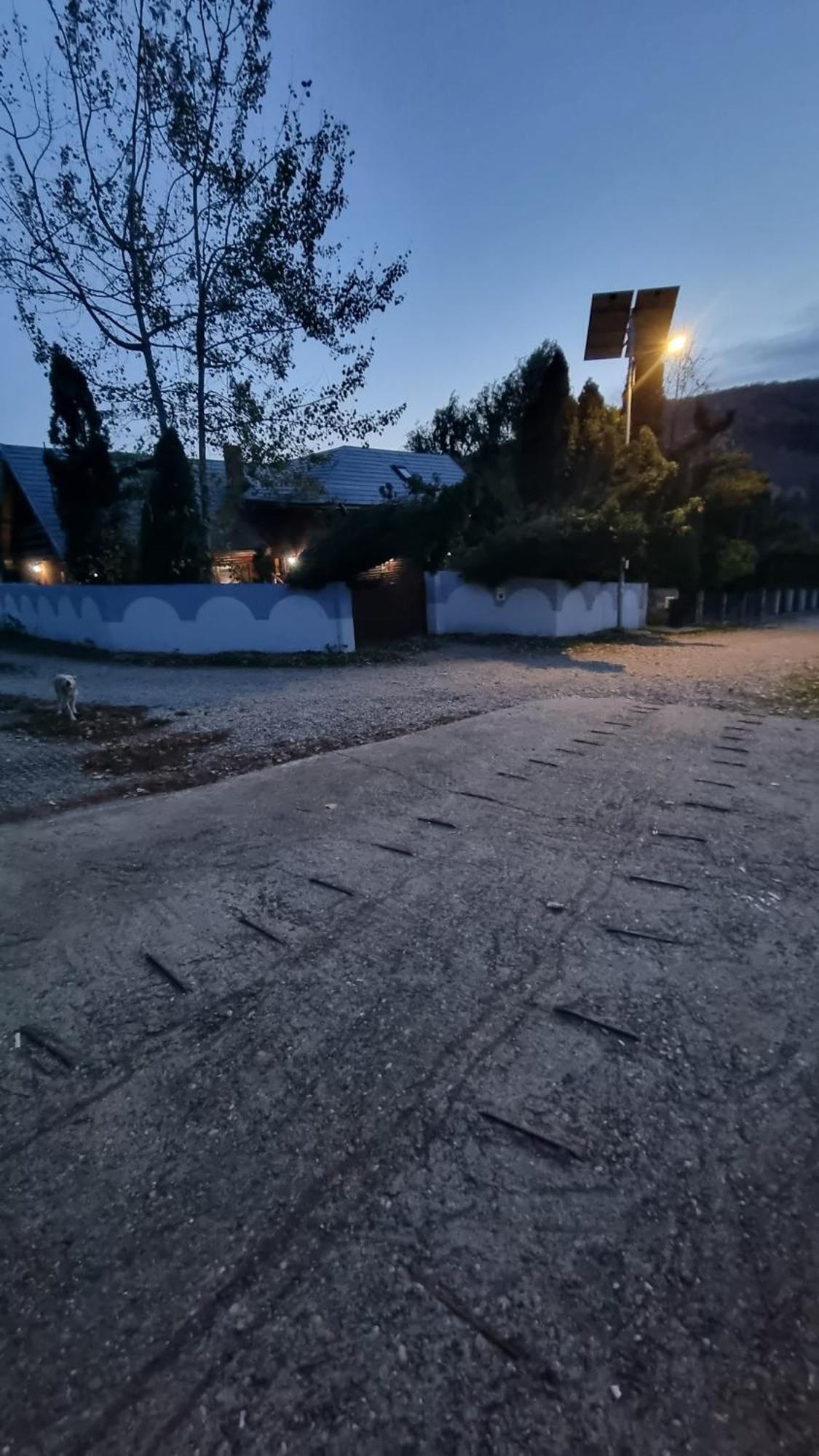 Maxx Lodge Бакэу Экстерьер фото