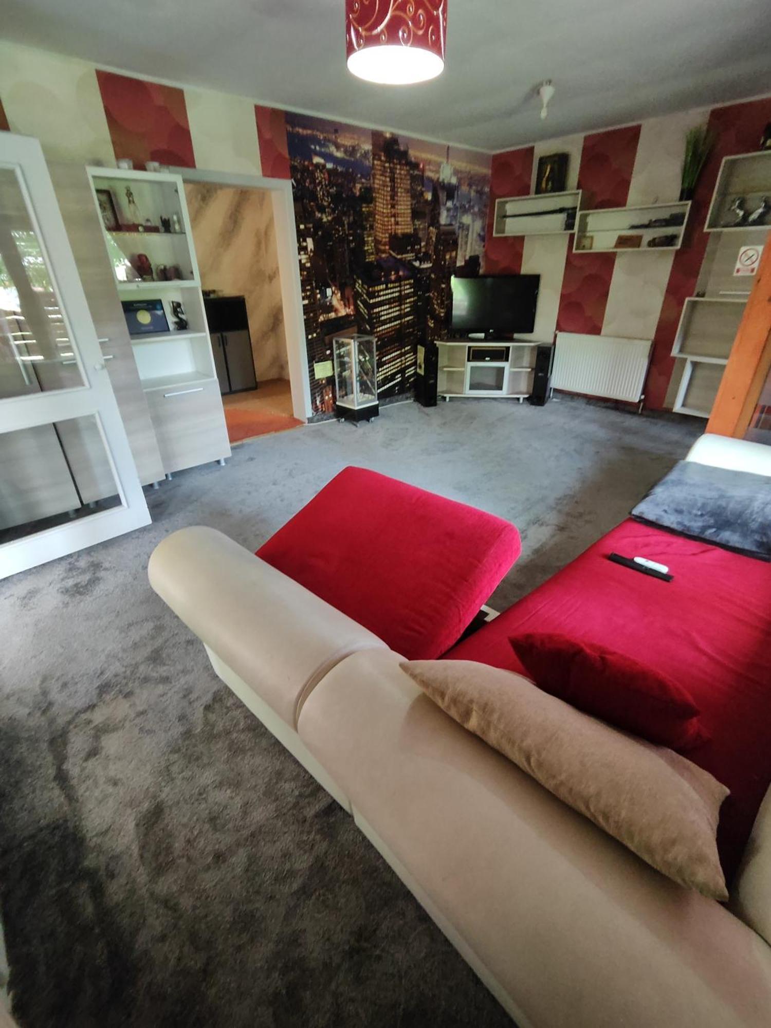 Maxx Lodge Бакэу Экстерьер фото